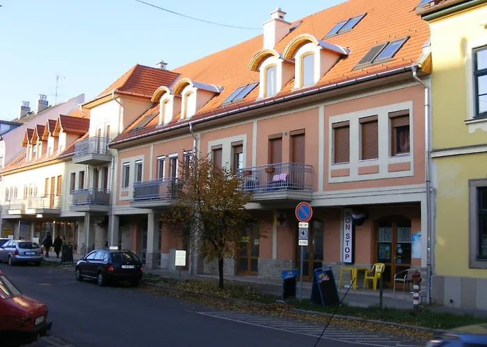 Apartment Belvaros Apartman