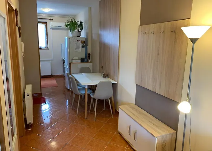 Belváros Apartman Apartamento *